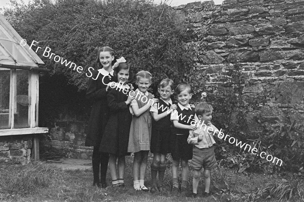 NORMAN WHITE & FAMILY AT TERENURE